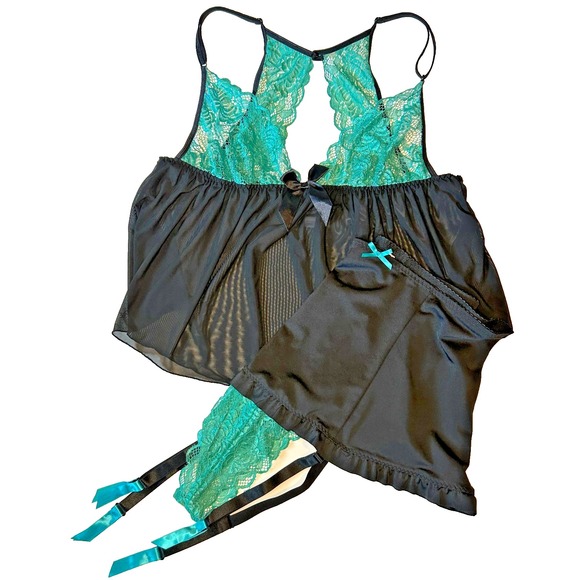 Fantasy Plus Size Lingerie & High Waisted Garter Panty Skirt Set Lace - 3X/4X - Picture 1 of 11